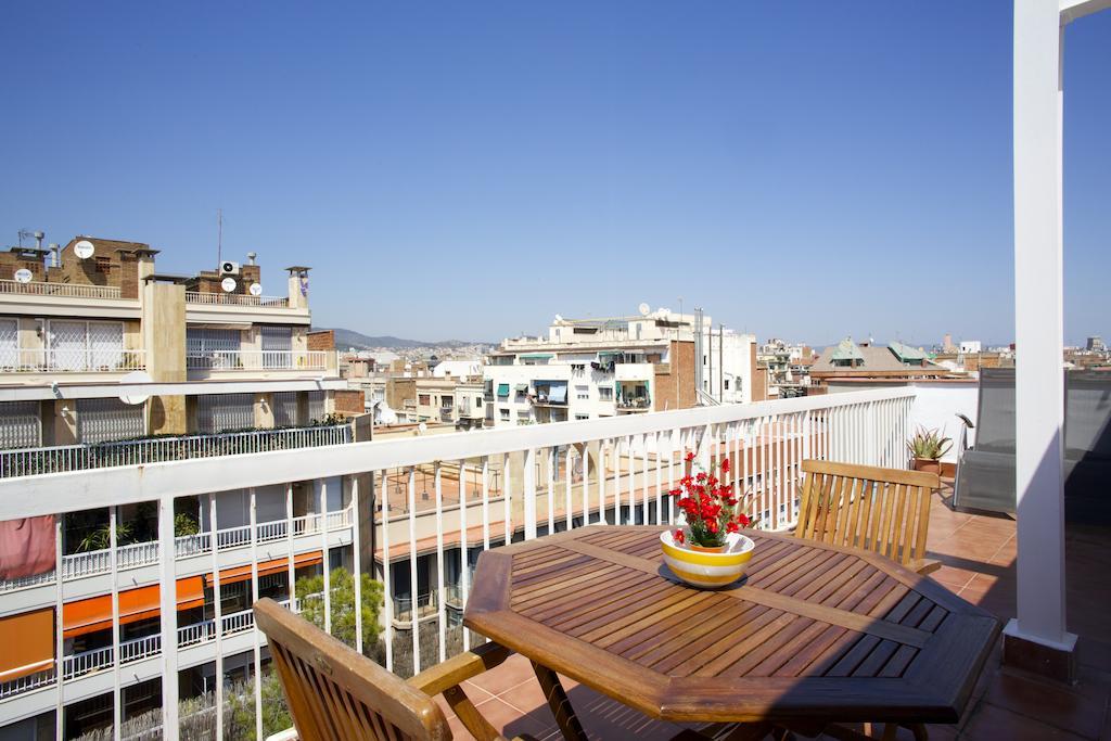 Attic Bcn Central Terrace Barcelona Szoba fotó